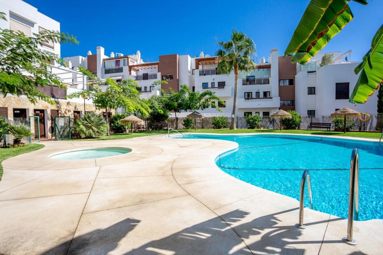 Lets In The Sun Calablanca Apartment La Cala De Mijas Bagian luar foto